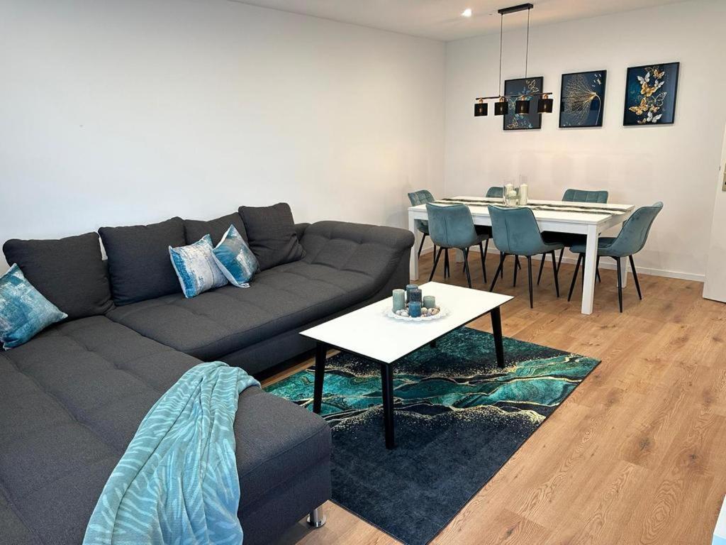 Apartment Wesseling Esterno foto